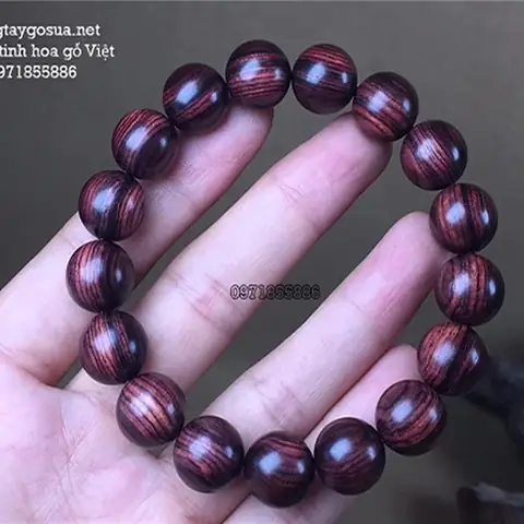 Vòng Tay Gỗ Sưa Tím: Định Nghĩa, Loại Cây, Công Dụng Và Cách Chọn Mua Phù Hợp Vòng Tay Gỗ Sưa Tím: Định Nghĩa, Loại Cây, Công Dụng Và Cách Chọn Mua Phù Hợp