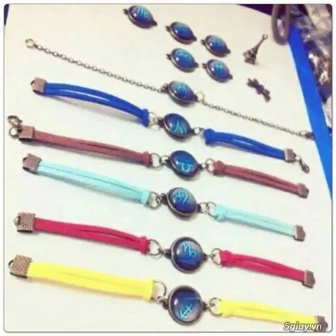 Mua Vòng Tay Handmade Cung Hoàng Đạo Ở Đâu Và Chọn Mẫu Unisex Cặp Đôi Theo 12 Chòm Sao Mua Vòng Tay Handmade Cung Hoàng Đạo Ở Đâu Và Chọn Mẫu Unisex Cặp Đôi Theo 12 Chòm Sao