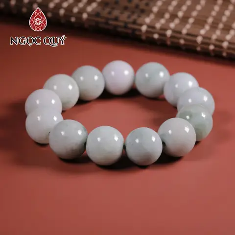 Mua Vòng Tay Hạt Đá Cẩm Thạch Loại Nào Tốt Và Giá Bao Nhiêu Cho Người Mới Chọn Trang Sức Phong Thủy