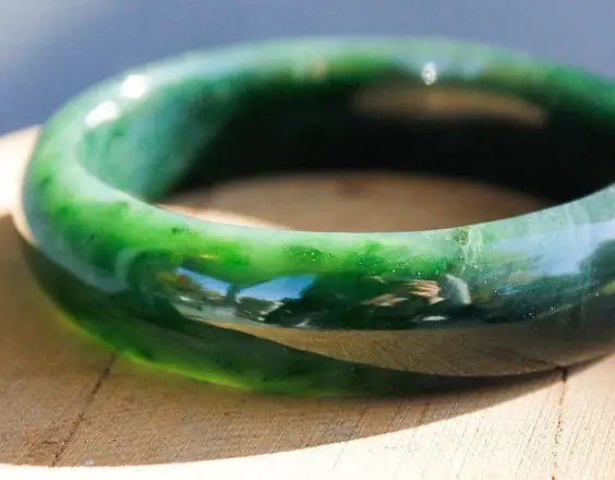 Cách Khắc Phục Vòng Tay Phong Thủy Bị Rộng Cho Người Mới Đeo
