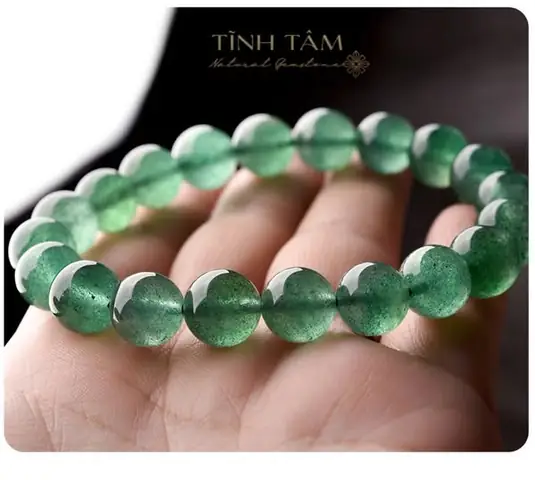 Tìm Hiểu Vòng Tay Thạch Anh Xanh Aventurine: Ý Nghĩa, Công Dụng Và Cách Chọn Mua