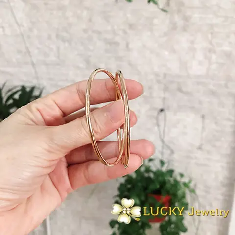 Mua Vòng Tay Tròn Trơn Vàng 18k Ở Đâu Và Các Mẫu Giá Tốt Cho Nam Nữ Mua Vòng Tay Tròn Trơn Vàng 18k Ở Đâu Và Các Mẫu Giá Tốt Cho Nam Nữ