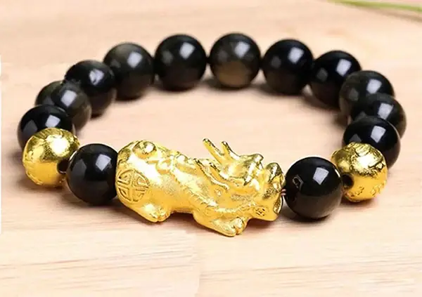 Tìm Hiểu Vòng Tay Tỳ Hưu Vàng 18k: Ý Nghĩa, Cách Chọn Và Lưu Ý Khi Dùng Tìm Hiểu Vòng Tay Tỳ Hưu Vàng 18k: Ý Nghĩa, Cách Chọn Và Lưu Ý Khi Dùng
