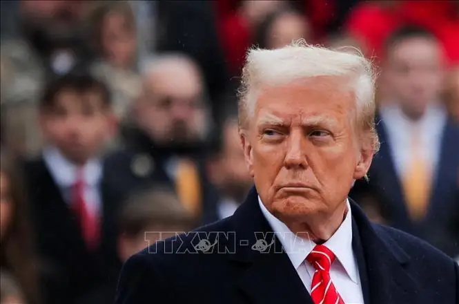 Phân Tích Nhân Tướng Donald Trump: Giải Mã Khuôn Mặt, Tướng Số Và Dự Đoán Vận Mệnh