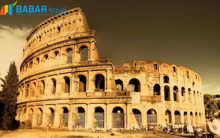 Ý Nghĩa Đấu Trường La Mã Colosseum: Biểu Tượng Quyền Lực Và Di Sản Của Đế Chế Cổ Đại Ý Nghĩa Đấu Trường La Mã Colosseum: Biểu Tượng Quyền Lực Và Di Sản Của Đế Chế Cổ Đại