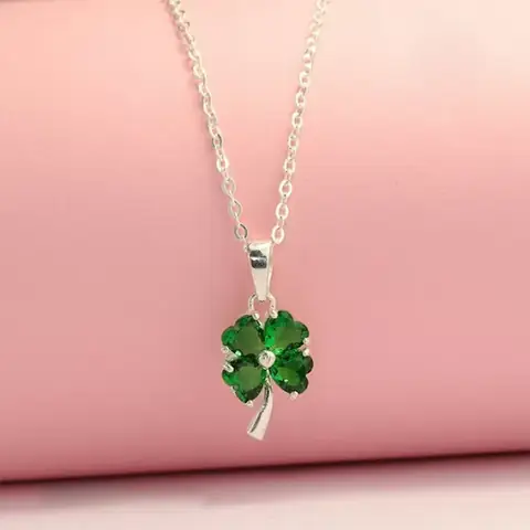 Giải Mã Ý Nghĩa Dây Chuyền Cỏ 4 Lá Và Giá Trị May Mắn Cho Người Đeo
