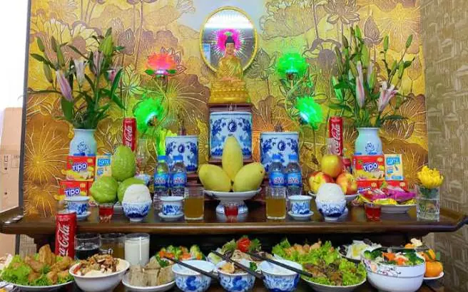 12h Trưa Cúng Cô Hồn Được Không? Giải Đáp Chi Tiết Theo Phong Tục Và Thời Gian Chuẩn 12h Trưa Cúng Cô Hồn Được Không? Giải Đáp Chi Tiết Theo Phong Tục Và Thời Gian Chuẩn