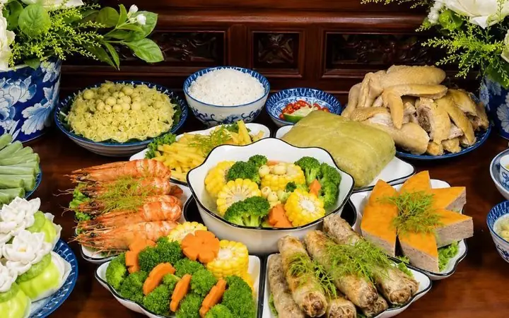 8/4 Âm Lịch Cúng Là Gì? Cách Thực Hiện Đúng Nghi Lễ Phật Đản Tại Nhà