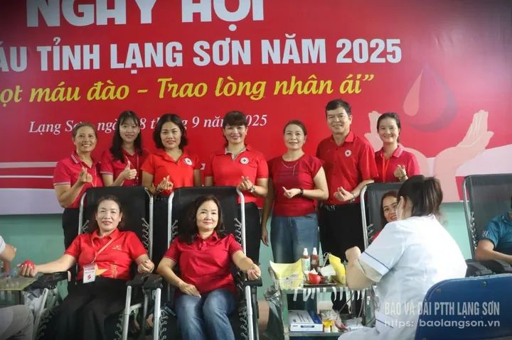 100+ Ảnh Bảo Vệ Gái Làng Sẵn Sàng Đổ Máu Full 4k Cực Chất 100+ Ảnh Bảo Vệ Gái Làng Sẵn Sàng Đổ Máu Full 4k Cực Chất