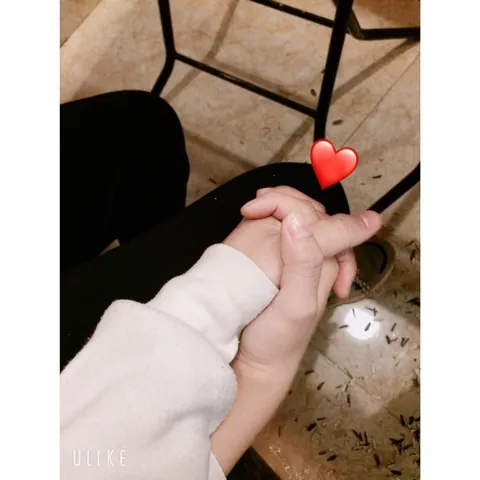 100+ Ảnh Chai Và Gái Cầm Tay Nhau Full 4k Chill Chân Thật 100+ Ảnh Chai Và Gái Cầm Tay Nhau Full 4k Chill Chân Thật
