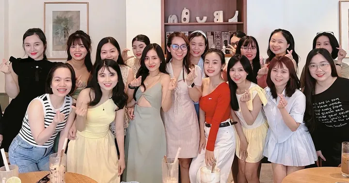 100+ Ảnh Chế Cao Hôn Gái Lùn Hài Hước, Độc Đáo, Cực Chill 100+ Ảnh Chế Cao Hôn Gái Lùn Hài Hước, Độc Đáo, Cực Chill