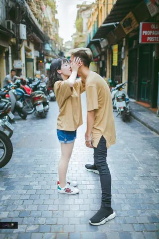 100+ Ảnh Chế Cao Hôn Gái Lùn Hài Hước, Độc Đáo, Cực Chill 100+ Ảnh Chế Cao Hôn Gái Lùn Hài Hước, Độc Đáo, Cực Chill