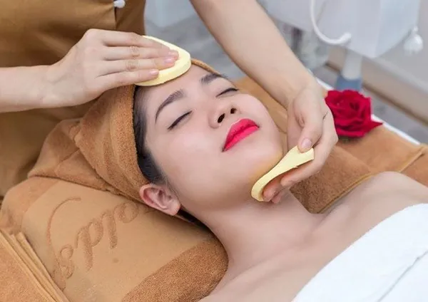 100+ Ảnh Cô Gái Chăm Sóc Da Đẹp Nhất, Hình Nền Skincare Chill Cực Chất
