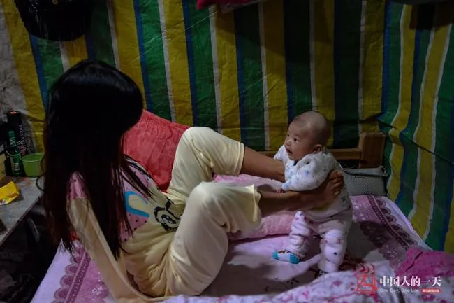 100+ Ảnh Cô Gái Cụt Tay Chân Dung Nghệ Thuật Đẹp 100+ Ảnh Cô Gái Cụt Tay Chân Dung Nghệ Thuật Đẹp