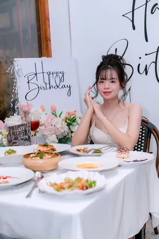 100+ Ảnh Cô Gái Đang Ăn Hoạt Hình Cực Dễ Thương Full Hd, 4k