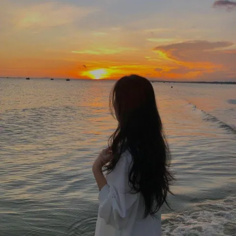100+ Ảnh Cô Gái Dáng Đẹp Quay Lưng Chill Chất, Full 4k Cực Đẹp