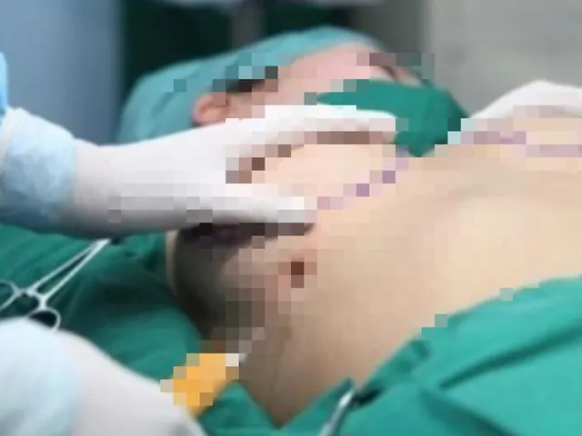 999+ Ảnh Ảnh Cô Gái Nâng Ngực Tử Vong Không Che Mới Nhất Hiện Nay