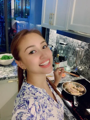 100+ Ảnh Cô Gái Nấu Ăn Giấu Mắt Đẹp Mê Ly, Hình Nền 4k Chill Chill 100+ Ảnh Cô Gái Nấu Ăn Giấu Mắt Đẹp Mê Ly, Hình Nền 4k Chill Chill