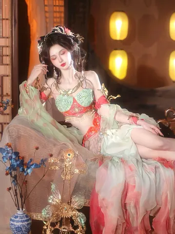 100+ Ảnh Cổ Trang 18+ Gái Xinh Nghệ Thuật Gợi Cảm Tuyệt Đẹp 100+ Ảnh Cổ Trang 18+ Gái Xinh Nghệ Thuật Gợi Cảm Tuyệt Đẹp