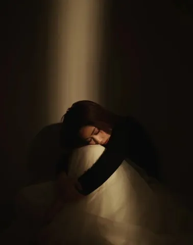 100+ Ảnh Con Gái Buồn Cô Đơn Chill Chân Thật, Hình Nền Sad Girl 4k
