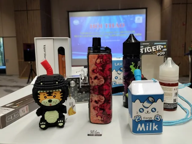 999+ Ảnh Ảnh Con Gái Cầm Thuốc Tự Tử Mới Nhất Hiện Nay