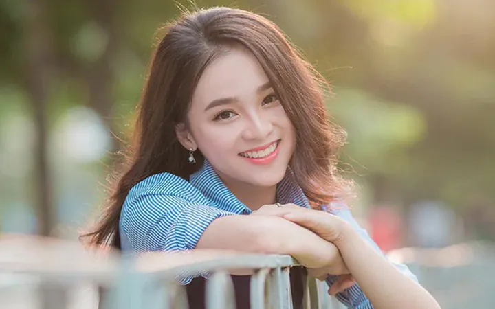 100+ Ảnh Con Gái Cười Hoạt Hình Thanh Niên Dễ Thương, Hình Nền Anime 4k