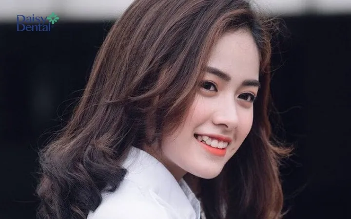 100+ Ảnh Con Gái Đẹp Cô Gái Răng Khểnh Nụ Cười Chữa Lành, Hình Nền 4k Cực Chất
