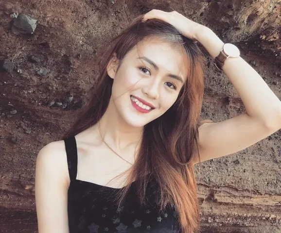 100+ Ảnh Con Gái Đẹp Cô Gái Răng Khểnh Nụ Cười Chữa Lành, Hình Nền 4k Cực Chất