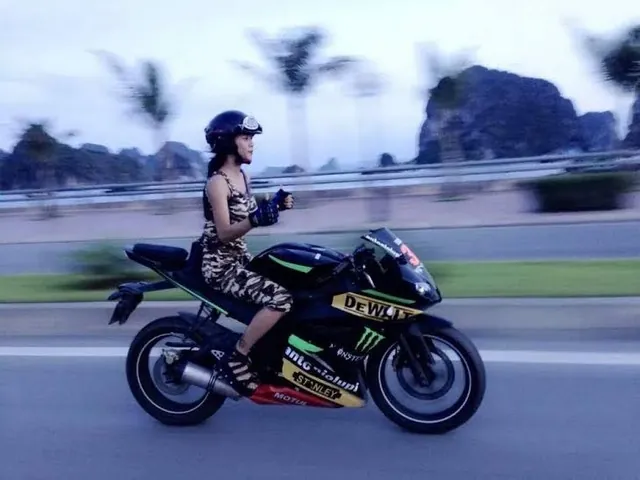 100+ Ảnh Con Gái Đi Xe Phân Khối Lớng Chất Lượng Cao, Hình Nền Hot Girl Biker Mạnh Mẽ 100+ Ảnh Con Gái Đi Xe Phân Khối Lớng Chất Lượng Cao, Hình Nền Hot Girl Biker Mạnh Mẽ