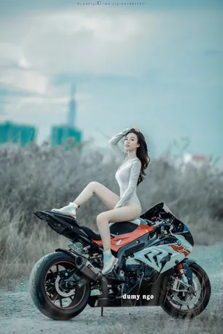 100+ Ảnh Con Gái Đi Xe Phân Khối Lớng Chất Lượng Cao, Hình Nền Hot Girl Biker Mạnh Mẽ 100+ Ảnh Con Gái Đi Xe Phân Khối Lớng Chất Lượng Cao, Hình Nền Hot Girl Biker Mạnh Mẽ
