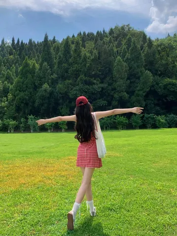 100+ Ảnh Con Gái Đưa Tay Ra Phía Sau Cute, Hình Nền 4k Đẹp Nhất 100+ Ảnh Con Gái Đưa Tay Ra Phía Sau Cute, Hình Nền 4k Đẹp Nhất