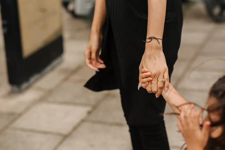 100+ Ảnh Con Gái Đưa Tay Ra Phía Sau Cute, Hình Nền 4k Đẹp Nhất 100+ Ảnh Con Gái Đưa Tay Ra Phía Sau Cute, Hình Nền 4k Đẹp Nhất
