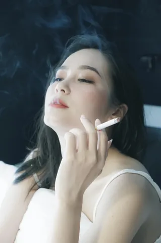 100+ Ảnh Con Gái Hút Thuốc Nghệ Thuật 4k Chill Nhất, Cực Đẹp 100+ Ảnh Con Gái Hút Thuốc Nghệ Thuật 4k Chill Nhất, Cực Đẹp