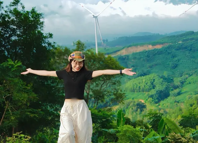 100+ Ảnh Con Gái Phượt Đẹp Chill Cực Chất, Wallpaper 4k Siêu Sáng