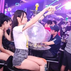 100+ Ảnh Con Gái Thổi Bóng Cười Xinh, Hình Nền 4k Mới Nhất 100+ Ảnh Con Gái Thổi Bóng Cười Xinh, Hình Nền 4k Mới Nhất