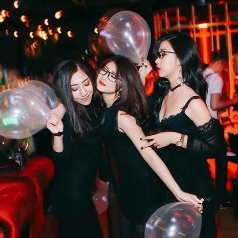 100+ Ảnh Con Gái Thổi Bóng Cười Xinh, Hình Nền 4k Mới Nhất 100+ Ảnh Con Gái Thổi Bóng Cười Xinh, Hình Nền 4k Mới Nhất