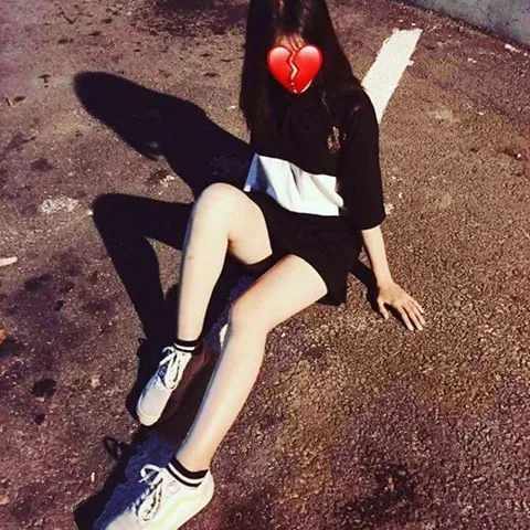 100+ Ảnh Con Gái Trên Sân Cỏ Chill Chill, 100+ Hình Nền Sân Cỏ Full Hd Cực Chất Cho Nàng