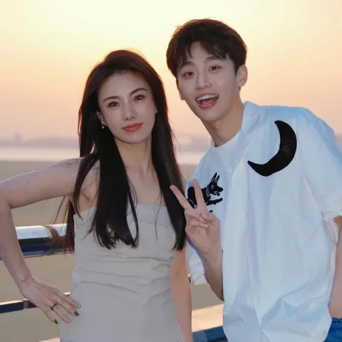 100+ Ảnh Con Gái Với Con Trai Đẹp Chill, Cực Chất Cho Avatar Hình Nền