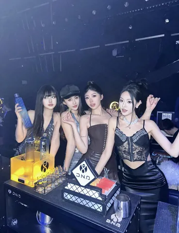 100+ Ảnh Gái Bay Trong Bar Chill Full Hd, 100+ Hình Nền Bar Đẹp Mắt 100+ Ảnh Gái Bay Trong Bar Chill Full Hd, 100+ Hình Nền Bar Đẹp Mắt