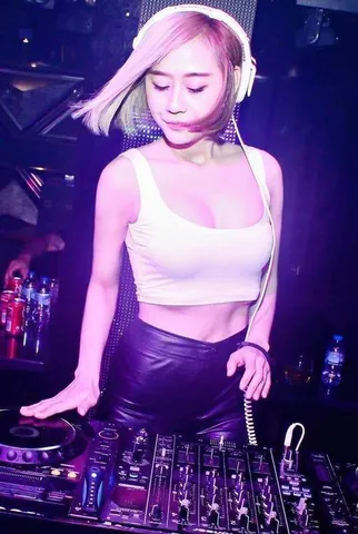 100+ Ảnh Gái Dj Xăm Trổ Chất Lượng Cao Cực Đỉnh, Full Hd 4k 100+ Ảnh Gái Dj Xăm Trổ Chất Lượng Cao Cực Đỉnh, Full Hd 4k