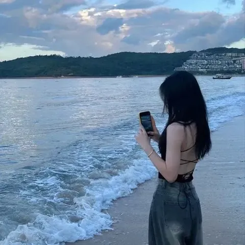 999+ Ảnh Ảnh Gái Dưới 18 Quay Lưng Lại Mới Nhất Hiện Nay
