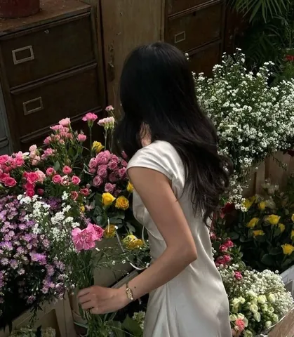 999+ Ảnh Ảnh Gái Dưới 18 Quay Lưng Lại Mới Nhất Hiện Nay