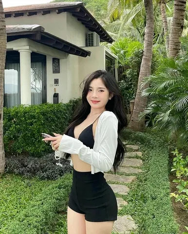 100+ Ảnh Gái Hàn Mặc Quần Ngắn Cực Chất, Hình Nền Đẹp Mắt Chưa Từng Có