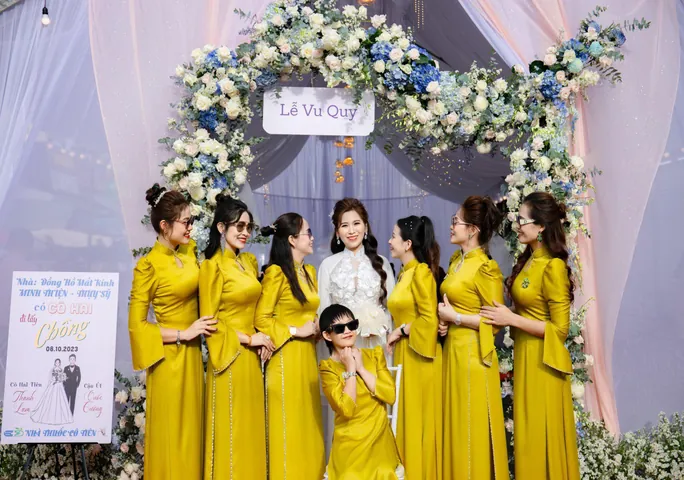 100+ Ảnh Gia Đình Nghệ Sĩ 3 Cô Con Gái Xinh Đẹp, 100+ Hình 3 Tiểu Thư Đẹp