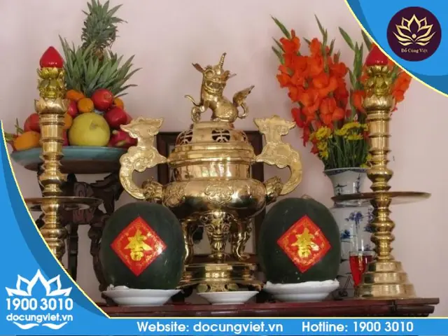 Văn Khấn Cúng Bà Cô Ông Mãnh Rằm Tháng 7 Đầy Đủ Nhất: Lễ Vật, Vàng Mã, Thứ Tự Cúng Chi Tiết