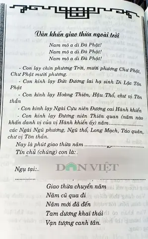 Văn Khấn Giao Thừa Ngoài Sân Chuẩn Truyền Thống 2025: Mâm Cúng, Nghi Thức Và Bài Khấn Đầy Đủ, Dễ Đọc