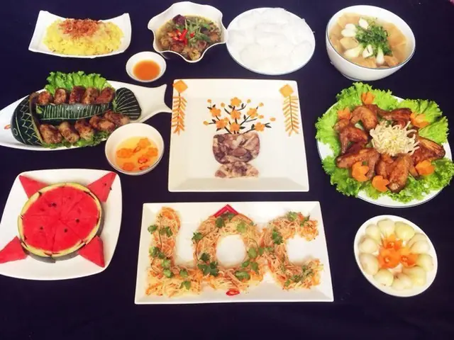 Văn Khấn Mùng 1 Tháng 7 Âm Lịch: Full Văn Cúng Gia Tiên, Thần Linh Chuẩn Nhất Văn Khấn Mùng 1 Tháng 7 Âm Lịch: Full Văn Cúng Gia Tiên, Thần Linh Chuẩn Nhất