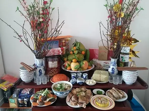 Hướng Dẫn Nghi Thức Cúng Sáng 30 Tết Trong Nhà: Mâm Cúng, Giờ Lễ, Văn Khấn Tất Niên Chuẩn Hướng Dẫn Nghi Thức Cúng Sáng 30 Tết Trong Nhà: Mâm Cúng, Giờ Lễ, Văn Khấn Tất Niên Chuẩn