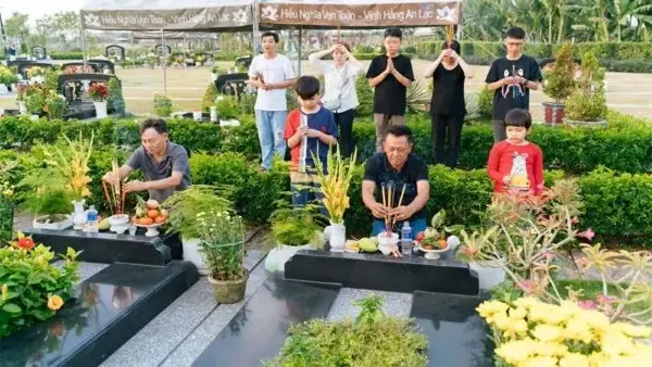 Cách Viết Bài Cúng Tết Thanh Minh Ngoài Mộ Chuẩn Nghĩa Và Trang Trọng Nhất