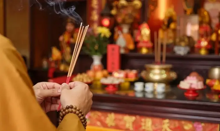 Bài Cúng Trưa 30 Tết Chữ Hán: Văn Khấn Ngày 30 Tết Bính Ngọ Đầy Đủ, Chi Tiết Nhất Bài Cúng Trưa 30 Tết Chữ Hán: Văn Khấn Ngày 30 Tết Bính Ngọ Đầy Đủ, Chi Tiết Nhất